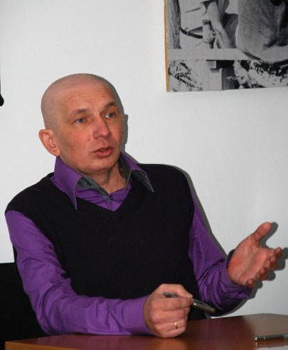 Вадим Чернобров подвел итоги деятельности Космопоиска за год Вадим Чернобров подвел итоги деятельности Космопоиска за год