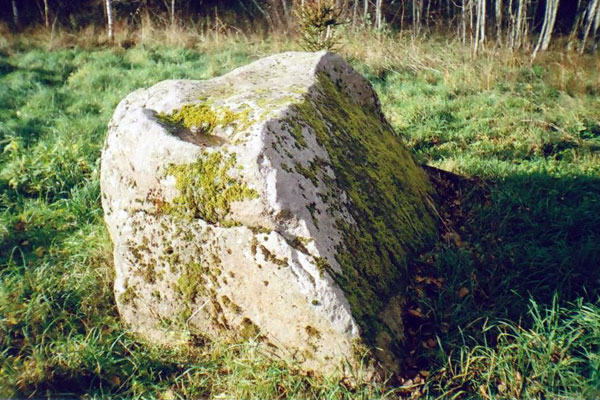 Рис. 15. Витоленские Чертовы часы. Фото автора.