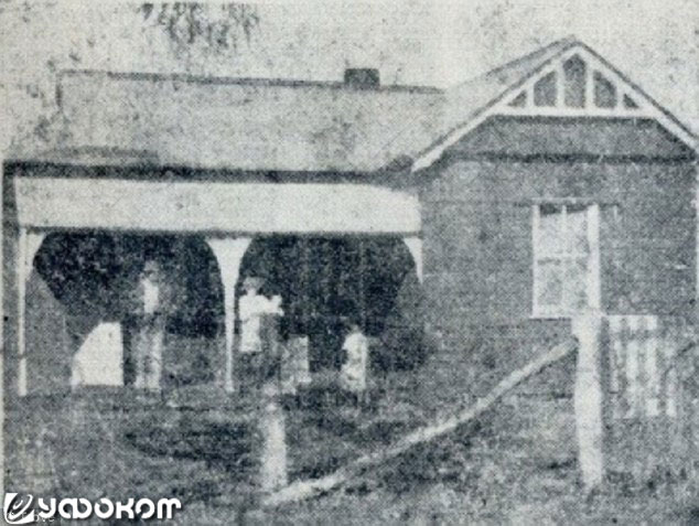 Дом в австралийском городе Гайра, который бомбардировали камни в 1921 году. Дом в австралийском городе Гайра, который бомбардировали камни в 1921 году.