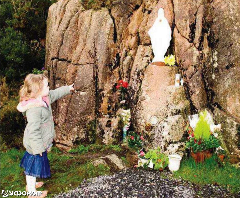 Придорожная святыня в честь Богородицы в Керритауне стала очередным местом явления Девы Марии совсем недавно, в 2007 году.