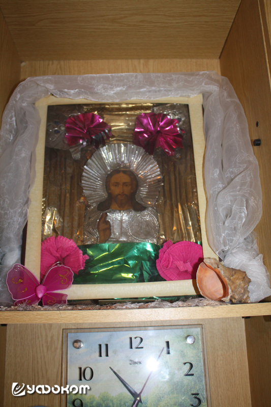 Обновившаяся в начале 2000-х фолежная икона из д. Матюты Горецкого р-на Могилевской обл. Фото И. С. Бутова, 2017 г.