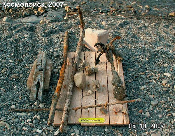 Некоторые из подводных находок у подножья Арарата в 2007 году. Некоторые из подводных находок у подножья Арарата в 2007 году.