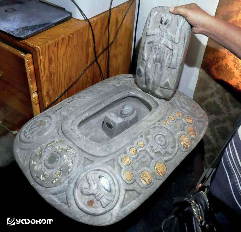 Прямоугольная «тарелка» с инкрустацией. 