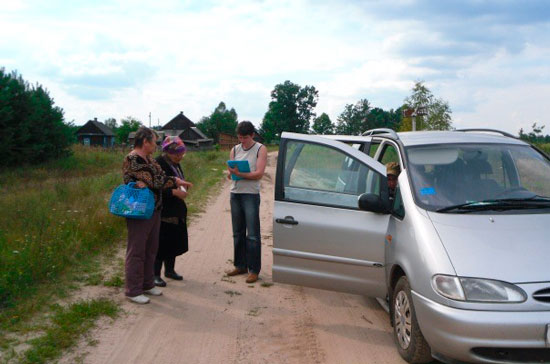 Опрос очевидцев в Мозырском районе (2010 год), которые рассказали нам о наблюдении огромной змеи «с головой, как у ребенка». 