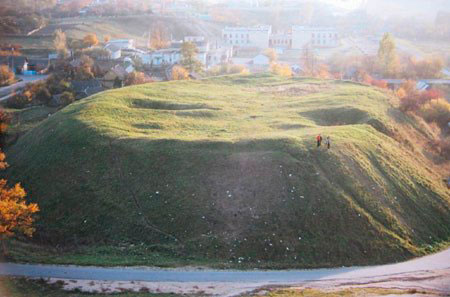 Замковая гора в Копыле.