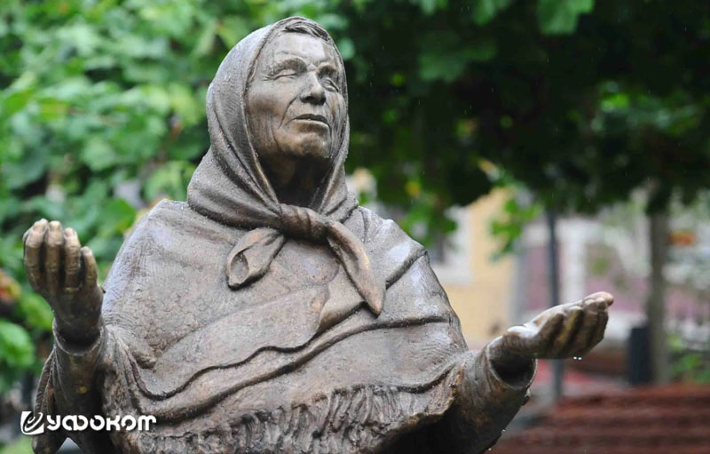 Памятник Ванге в селе Рупите (Болгария). Памятник Ванге в селе Рупите (Болгария).