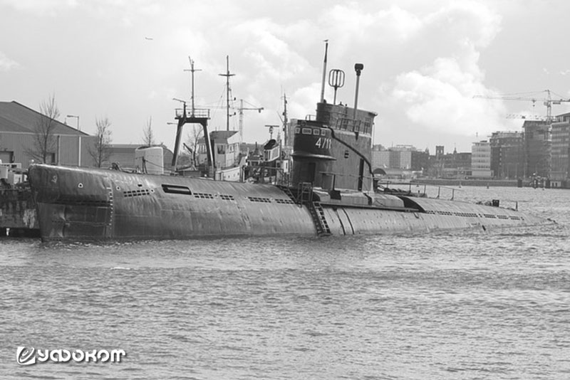Подводная лодка проекта 611 «Zulu» в Санкт-Петербурге. 