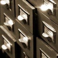 Кликни, чтобы узнать больше → Архивныее данные о наблюдениях НЛО
