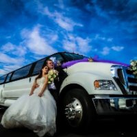 Прокат лимузинов для свадебного кортежа