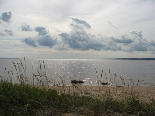 Вид на Ладожское озеро из лагеря "Космопоиска". Фото Е. Рудновой.