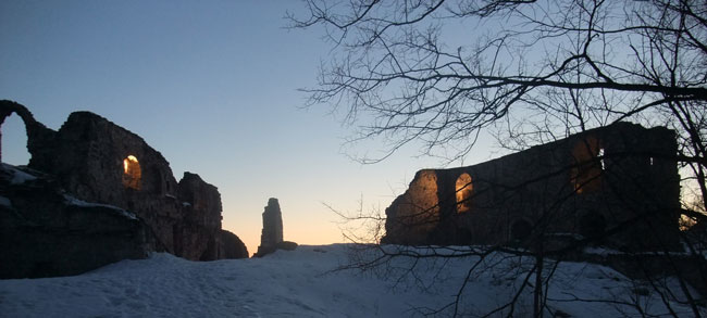 Фото 10. Руины средневекового замка в Кокнесе. Фото автора.