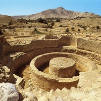 Руины древней цивилизации.