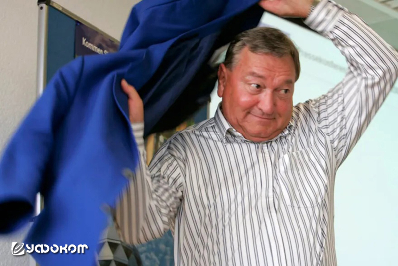 Эрих Антон Пауль фон Дэникен (1935–2026). 